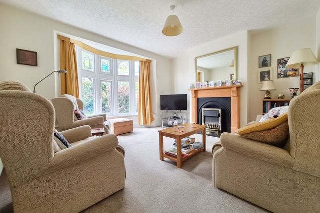 18 Newlands Park Road, Scarborough photo 4