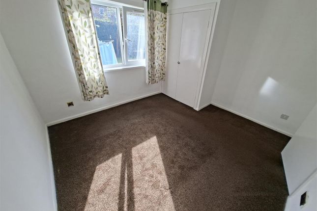 158, Coed Edeyrn, Cardiff photo 5