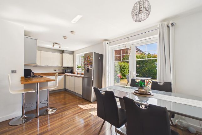 44, Ruskin Way, Brough photo 3