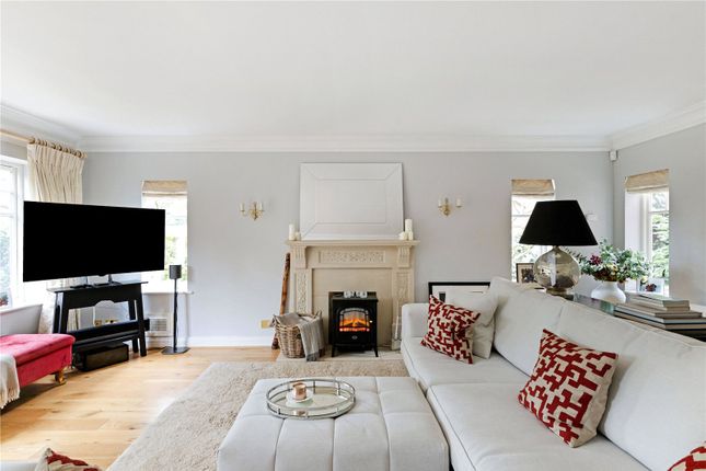 Ashbrook House,, Ridgemount Road, Berkshire photo 5