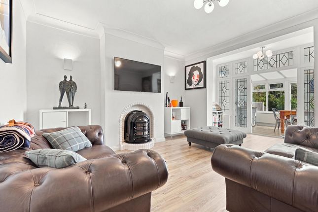 62, Quorn Gardens, Leigh-on-sea photo 4