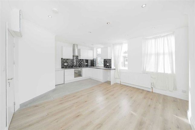22A, Cricklewood Broadway, London photo 4