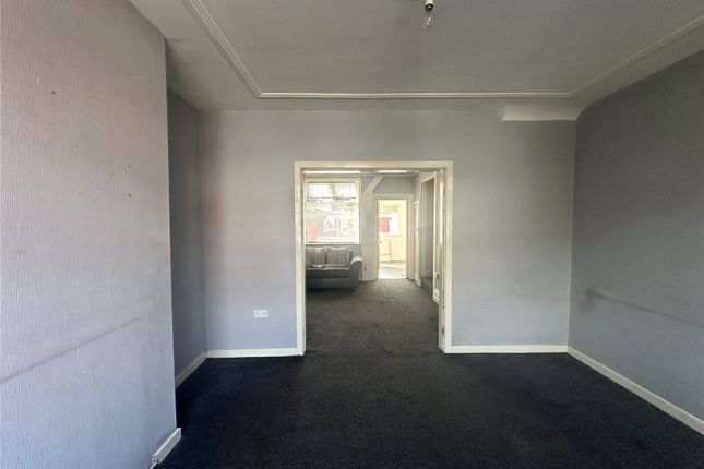 11, Malvern Road, Merseyside photo 4