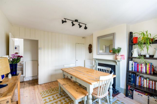 2 Western Terrace, Orchard Lane, Stroud photo 4
