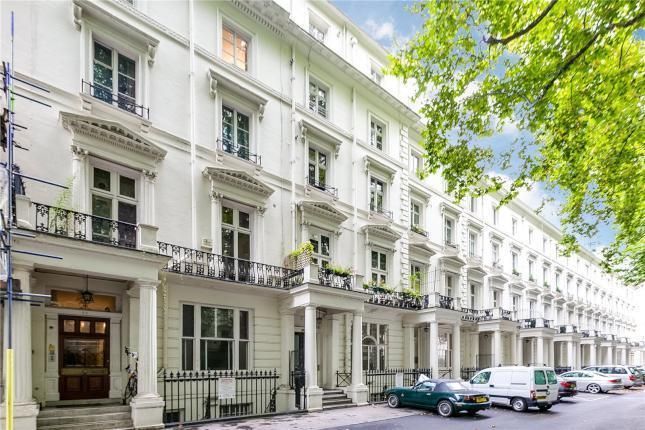 Parking/garage to rent in Westbourne Terrace, London