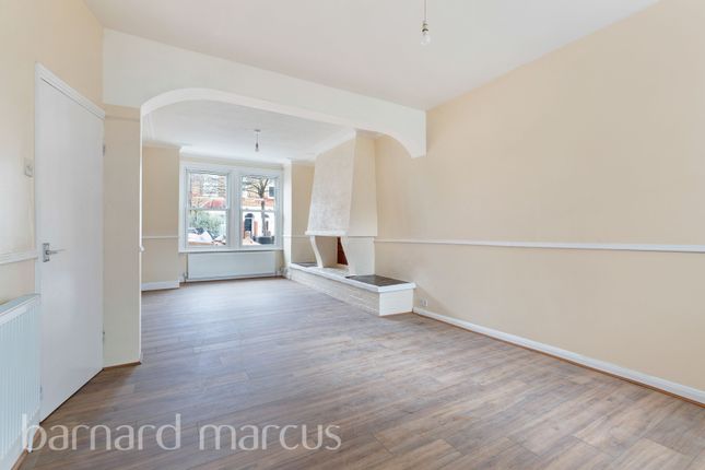 Property to rent in Ferndale Road, London