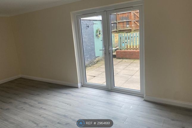 Yorkminster Drive, Chelmsley Wood, Birmingham photo 4