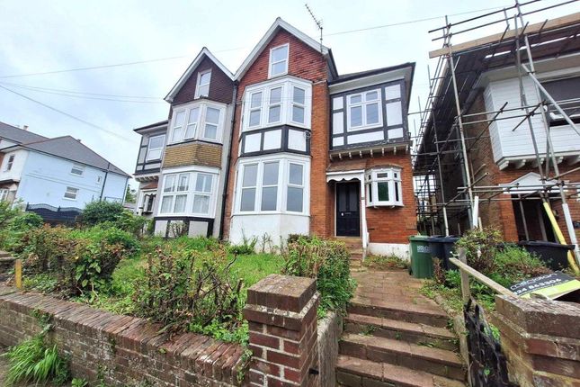 Thumbnail Flat to rent in Amherst Road, Bexhill-On-Sea