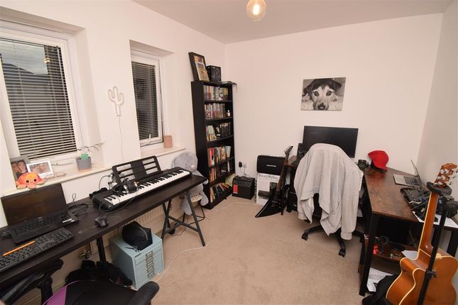 Flat 3, Newport photo 5