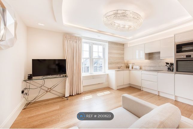 Flat to rent in Mitford Building, London