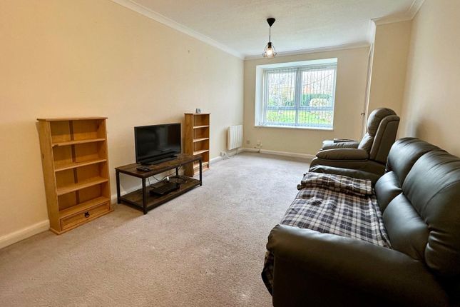 24, Madingley, Berkshire photo 2