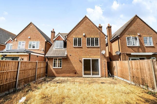 Clifford gardens, Hayes Middlesex photo 4