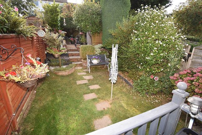 46, Elliott Close, Exeter photo 3