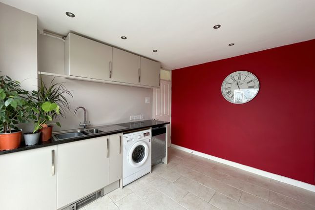 18a Mitton Way, Mitton, Tewkesbury photo 2