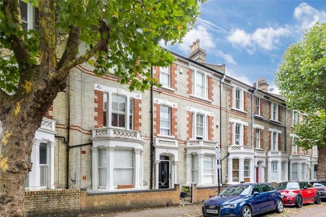 Flat to rent in Stavordale Road, London