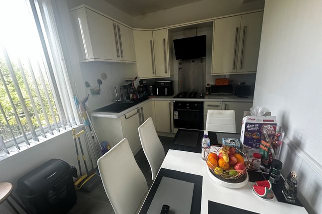 58, Arnold Street, Huddersfield photo 2