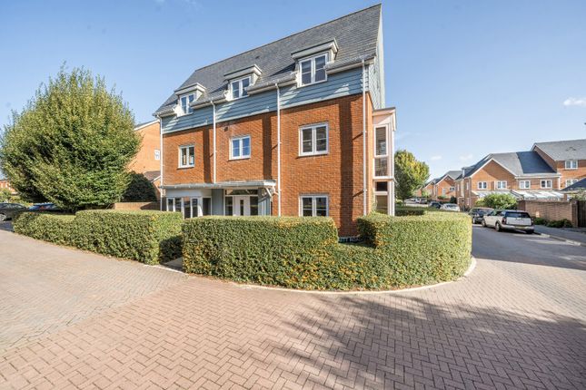 1349112-1-68Bea09...