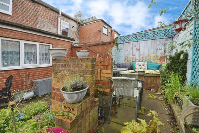 12, Wood Street, Barnsley photo 3