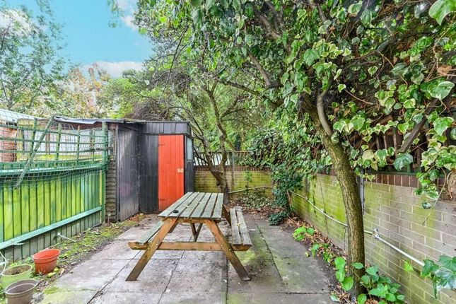 Flat 14, Calgarth, London photo 3