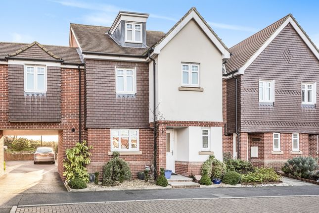 3 Bedroom Houses To Let In Guildford Primelocation