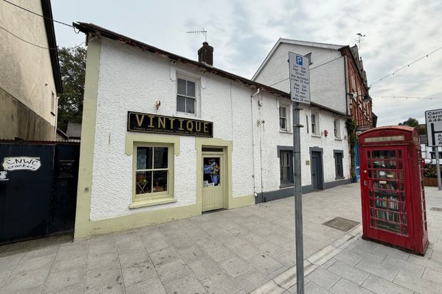The White Hart, Sycamore Street, Newcastle Emlyn photo 2