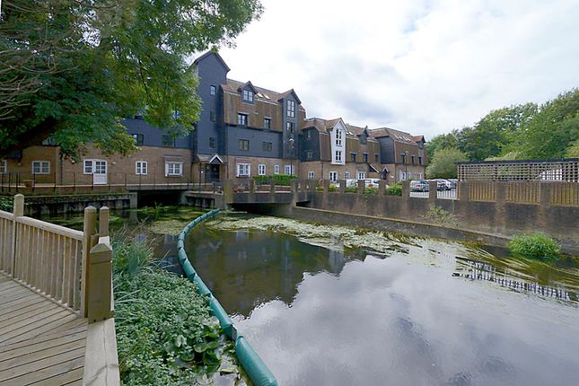 Thumbnail Flat for sale in Thorney Mill Road, West Drayton