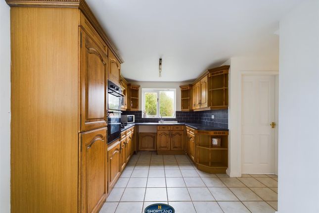 47, Moreall Meadows, Coventry photo 2