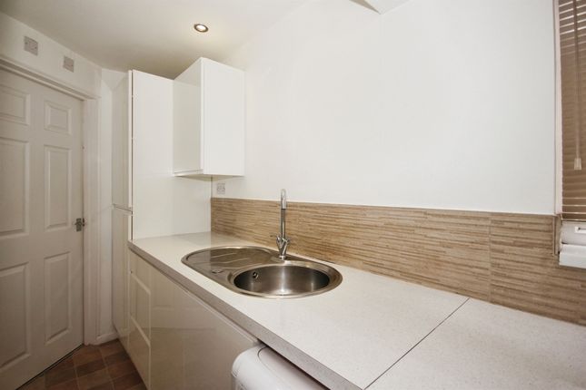 Portland Street, Leamington Spa photo 4