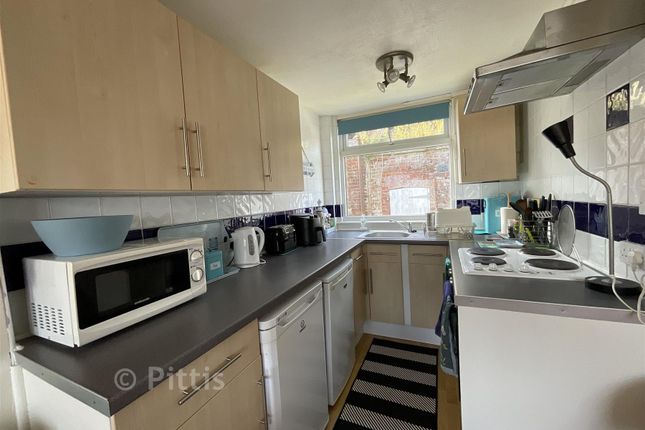 Sandown Bay Holiday Centre, Yaverland Road, Sandown photo 3