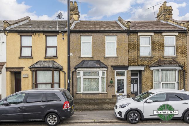 Thumbnail Terraced house for sale in Montagu Road, London