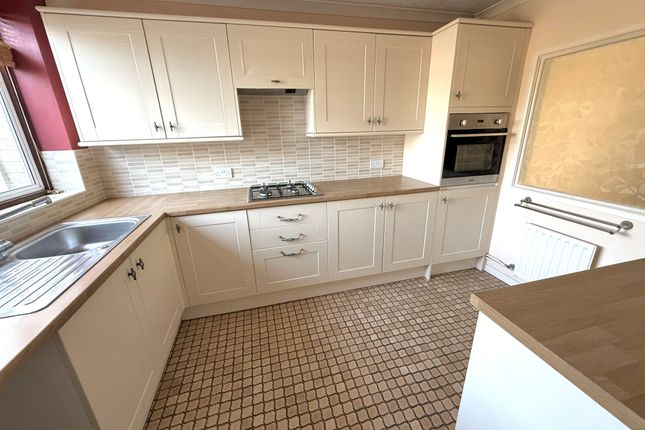 7, Cumberland Road, Angmering photo 3
