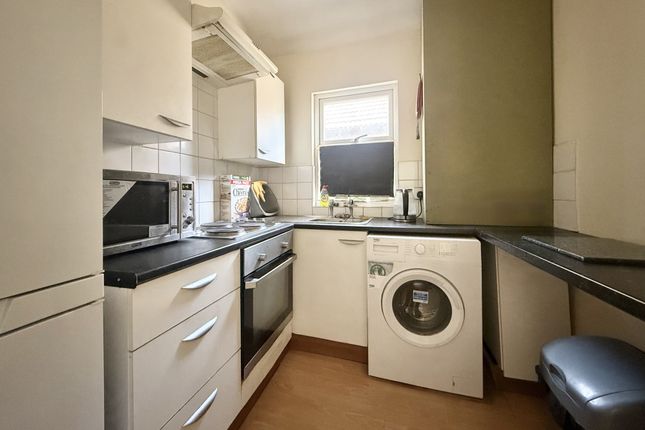 Room 4, 99, Edridge Road, Croydon photo 3