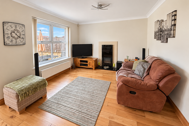 11, Bridge Rise, Martock photo 4