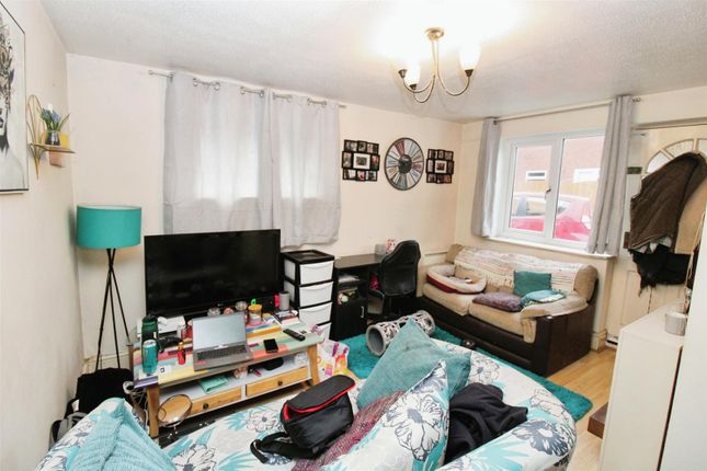 End terrace house for sale in Greenfield Garth, Beverley High Road, Hull