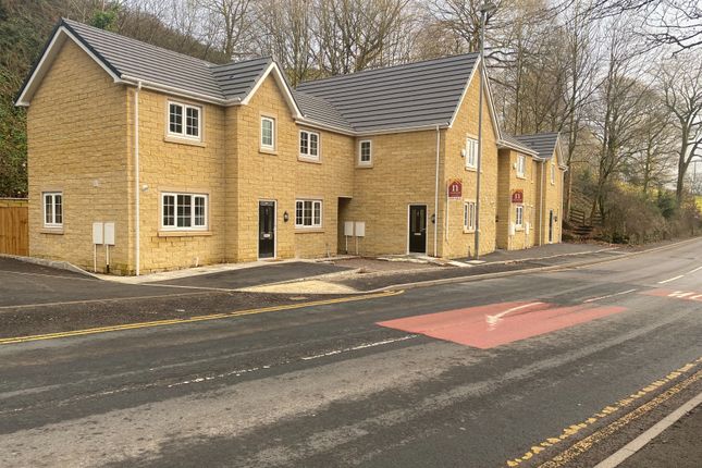 Thumbnail Town house for sale in 410 Milnrow Road, Shaw, Shaw