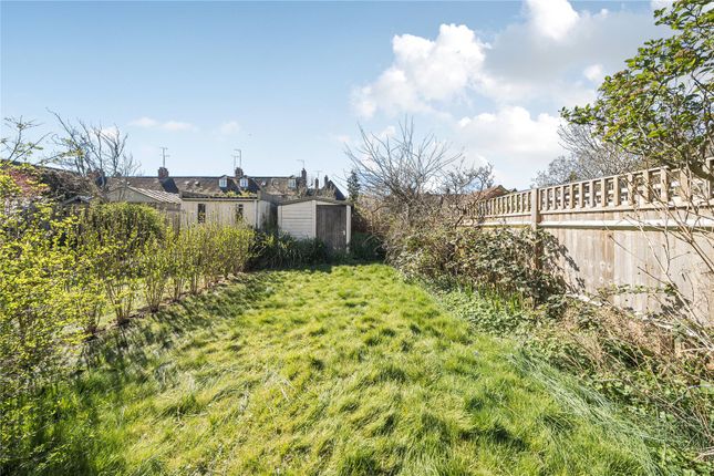 22, Fowlers Walk, Ealing photo 4