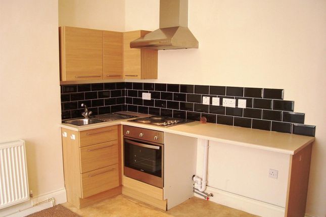 Thumbnail Flat to rent in 95 Wellington Rd Flat 1, Rhyl, Denbighshire