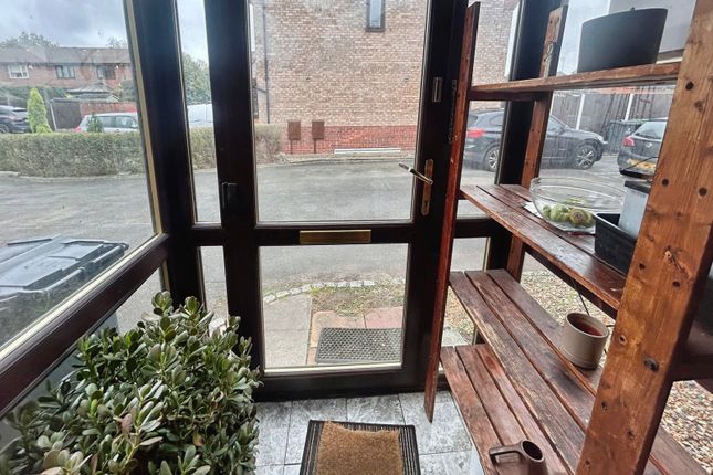 23, Osborne Drive, Wednesbury photo 2