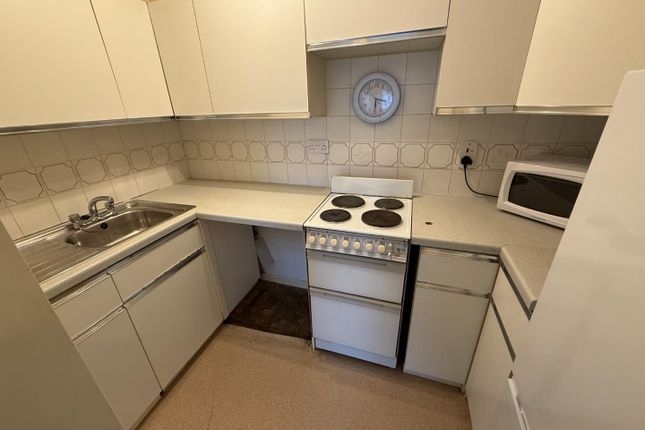 13, Wesley Court, Royal Wootton Bassett photo 4