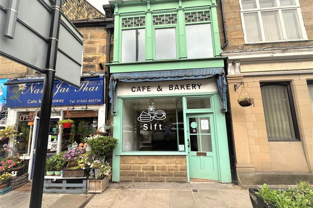 Retail premises to let in Manor Square, Otley