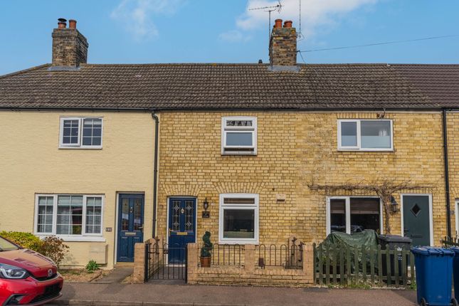 Terraced house for sale in High Street, Milton