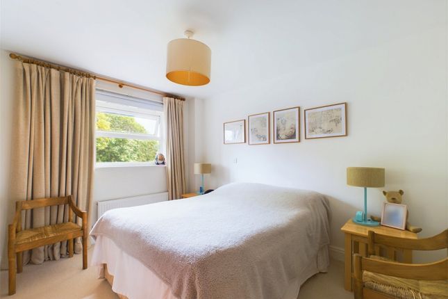 Flat for sale in Sonnet Court, Tennyson Road, Worthing