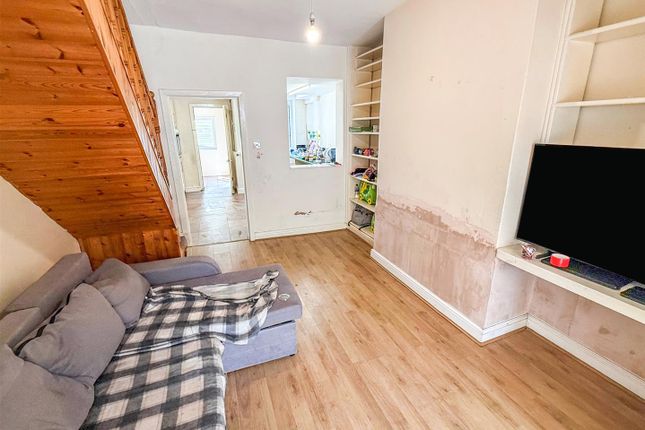 14, Gittin Street, Oswestry photo 3