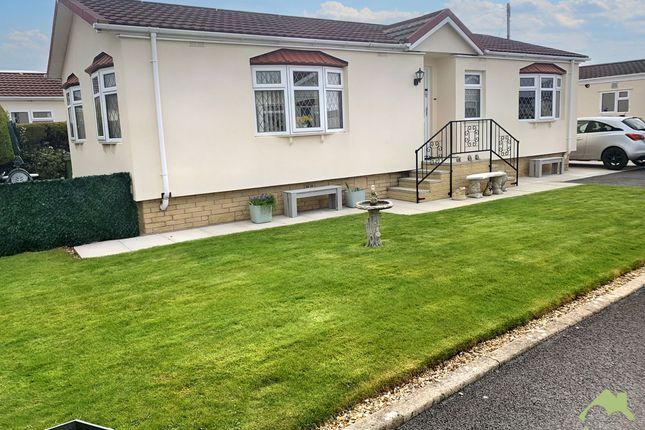 Mobile/park home for sale in The Close, Wyre Vale Park, Garstang, Preston