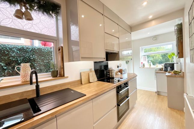 16 Louise Drive, Stoke-On-Trent photo 3