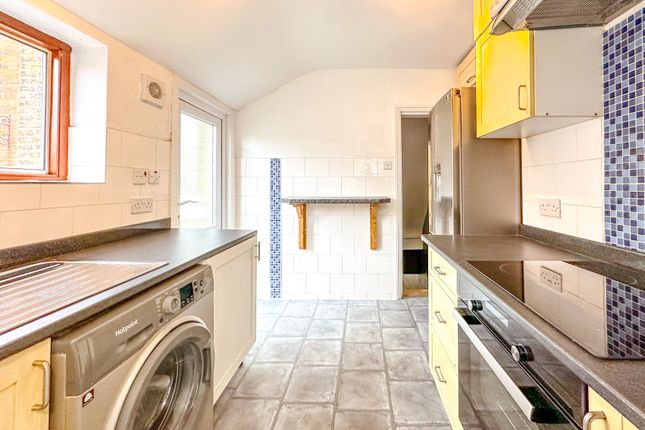 St Albans Road, Watford photo 4