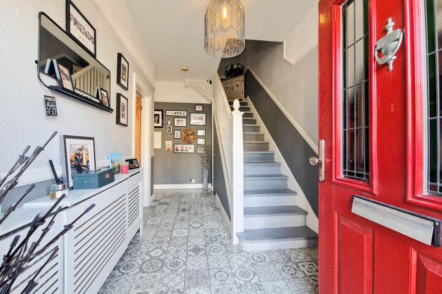 92, Victoria Road, Southend-On-Sea photo 2