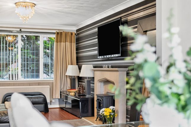 20, Leglen Wood Road, Glasgow photo 4