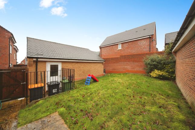 62, Bedford Road, Dunstable photo 2