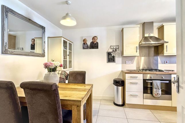 50 Usbourne Way, Ibstock photo 2